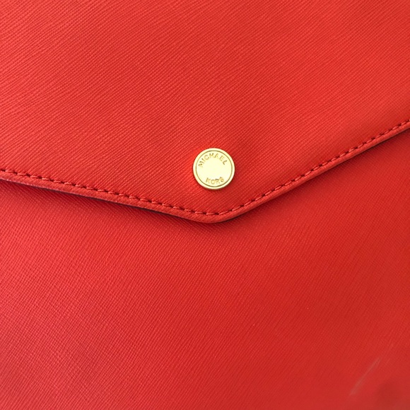 Michael Kors leather large tote bag has card slots - Picture 9 of 10